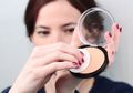 Cara Memilih Compact Powder yang Sesuai dengan Jenis Kulitmu
