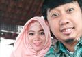 Ikut Diterjang Tsunami Banten, Istri Ade Jigo Telah Dibungkus Kain Kafan!