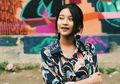 Enggak Ngebosenin! Intip Gaya Stylish Pakai Sneakers Putih Ala Anak Ikke Nurjanah, Siti Adira!