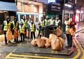 Perayaan Tahun Baru Usai, Ribuan Muslim Langsung Beraksi Bersihkan Sampah di 50 Kota di Seluruh Inggris, Salut