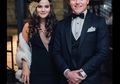 6 Gaya Chic Putri Kedua Gordon Ramsay, Holly Ramsay Buat Kondangan!
