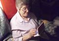 Gokil! Nenek 87 Tahun Ini Masih Kuat Main Game Selama 3.580 Jam!