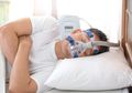 Sering Mendengkur dan Mengantuk Saat Siang? Mungkin Anda Mengalami Sleep Apnea