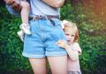Apa yang Harus Dilakukan Kalau Si Kecil Selalu Takut Bertemu Orang Baru?