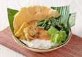 Resep Membuat Bubur Pecel Opak, Tampilan Uniknya Menggoda Banget