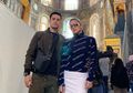 Jadi Istri Pengusaha Tajir, Olla Ramlan Tampil Modis Pakai Jaket Seharga Puluhan Juta Saat Liburan di Atas Kapal