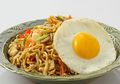 Resep Masak Mi Goreng Sambal Matah Kekinian yang Bikin Ketagihan
