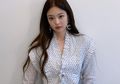 Jennie 'BLACKPINK' Dilamar Fans, Reaksinya Menggemaskan Banget!