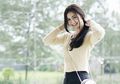 Intip Modisnya 6 Fashion Feminin Ala Tunangan Miqdad Addausy, Nadya Fricella!
