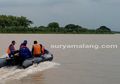 Alami Kecelakaan Lalu Lintas dengan Truk Box, Pengendara Motor Terlempar ke Sungai Bengawan Solo, 3 Hari Jasadnya Belum Ditemukan