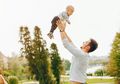 Jika Kecerdasan Anak Diturunkan dari Ibu, Lalu Apa Saja yang Diturunkan dari Ayah kepada Anak?