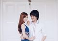Romantis! Kevin Aprilio Melamar sang Kekasih di Tengah Hamparan Salju