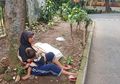 Demi Biaya Persalinan, Wanita Ini Mengais Kardus dan Botol Bekas, Beginilah Getirnya Hidup Bu Nung
