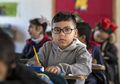 Moms Ingin Si Kecil Cerdas Berprestasi di Sekolah? Lakukan 5 Hal Ini