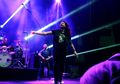 Meski Nggak Terlalu Ramai, Ini 3 Hal yang Bikin Konser Taking Back Sunday di Jakarta Seru