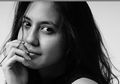3 Gaya Kasual dan High Fashion ala Pevita Pearce, Bisa Kita Coba!