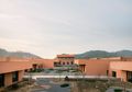 Museum Sejarah di Cina Ini Seolah Tertanam dalam Tanah yang Miring