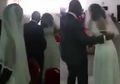 Pengantin Pria Terkejut ketika Wanita Simpanannya Datang ke Acara Pernikahannya dengan Gaun Pengantin