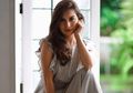 Tampil Seksi dengan Wrap Dress, Calon Istri Ammar Zoni Irish Bella Bawa Tas Mewah yang Jadi Sorotan!