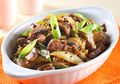 Resep Membuat Tumis Daging Jamur, Bikin Makan Siang Lezat Hari Ini Terasa Istimewa