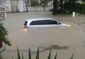 5 Fakta Banjir di Surabaya Barat yang Menggenangi Perumahan Elite