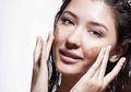 Tips Perawatan Kulit Berminyak Menggunakan Masker Tea Tree Oil di Akhir Pekan