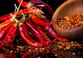 Hidung Menjadi Berair Ketika Makan Pedas? Hal Inilah Penyebabnya