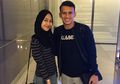 5 OOTD Anak Almarhum Uje, Adiba Khanza yang Kece Dipakai Hangout!