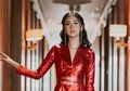 Charming! 5 Outfit Merah Ala Kevin Liliana yang Cocok Buat Imlek!