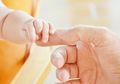 Bagaimana Mengenali dan Menangani Bayi dengan Down Syndrome?