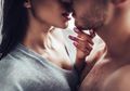 Beri Tahu Suami Soal Titik Sensitif Ini Agar Bercinta Lebih Puas dan Tak Terlupakan!