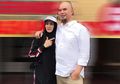 Ahmad Dhani Tulis Surat untuk Ibunda : Keluar dari Penjara Laknat Ini Insya Allah Aku Menjadi Orang yang Sabar