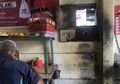Kisah Pemilik Warung Nasi lewat Lubang di SCBD, Omzet Bisa Sampai Rp 3.000.000 Per Hari