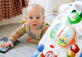 Moms Bingung Memilih Mainan Untuk Bayi? Ini Triknya!