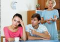 7 Jenis Orang yang Ditakdirkan Hidup Sendiri, Salah Satunya Mereka yang Kecanduan Ponsel