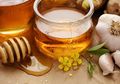 Biar Berat Badan Menurun, Konsumsi Bawang Putih & Madu Tiap Pagi!