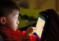Percayalah, Memberi Anak Gadget Sama Saja dengan Memberinya Kokain