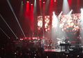 Glenn Fredly Tak Mau Bahas Masa Lalu Saat Konser di Atas Panggung