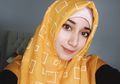 Intip Gaya Modis Tengku Syaira, Anak Cindy Fatikasari dengan Hijab Motif!