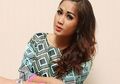 Pernah Dipoligami Pejabat, Penampilan Melinda ‘Cinta Satu Malam’ Saat Makan Mirip Toko Mas Berjalan