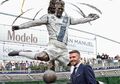 Fakta di Balik Patung David Beckham Sebagai Pemain LA Galaxy