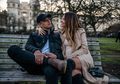 Kecupan Mesra Chicharito untuk Sang Kekasih yang Tengah Hamil Ketika Berlibur di Italia