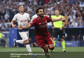 Detik-detik Mohamed Salah Dilempari Gelas oleh Fans Tottenham Hotspur