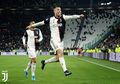 Selebrasi Gol Kemenangan, Cristiano Ronaldo Tak Sengaja Cium Dybala