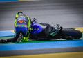 MotoGP Prancis - Gagal Finis, Rossi Serahkan Mimpinya ke Quartararo?