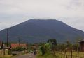 Gunung Karang, Tempat Mendaki dan Berziarah