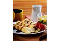 Sambil Menunggu Waktu Berbuka, Coba Buat Menu Cheese Chocoberry Crepes, Yuk!