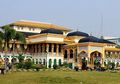 Ingin Jalan-jalan ke Istana? Inilah 5 Istana di Indonesia yang Bisa Kamu Kunjungi