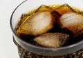 Sejarah Es Batu di Indonesia, Pelengkap Minuman Segar untuk Berbuka Puasa