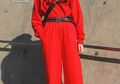 10 Mix and Match Outfit Berwarna Merah yang Bisa Dipakai Saat Perayaan Imlek
